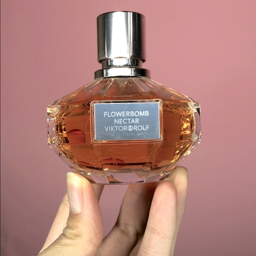 Flowerbomb Nectar